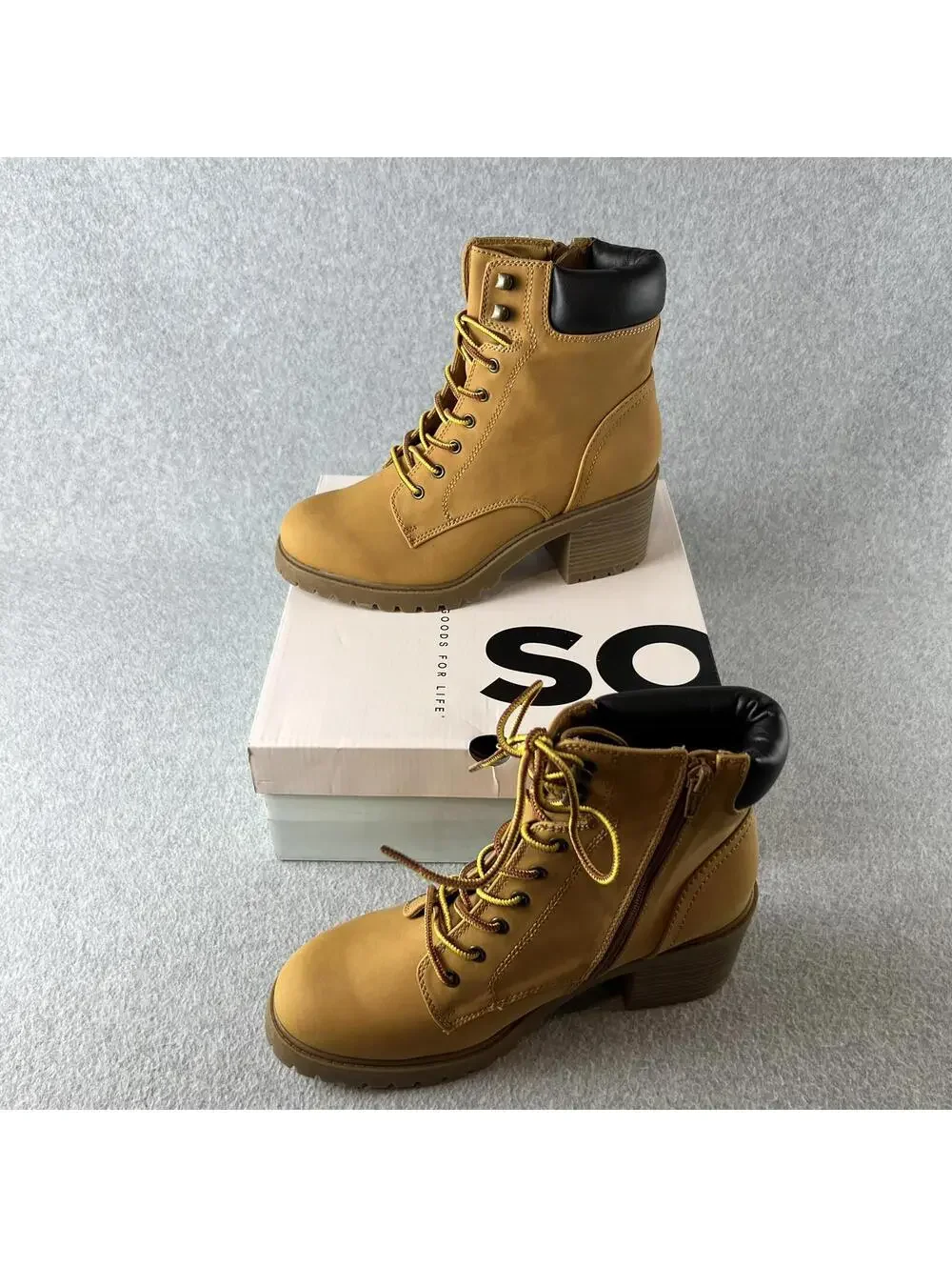 SO Ankle Boots Women's Size 9.5 Combat Block Heels Boots New